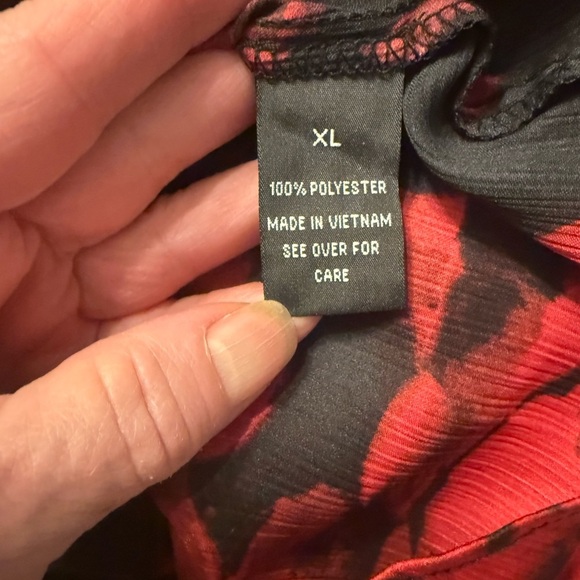 AB Studio Women’s red & black sheer floral print top Size XL EUC - Picture 9 of 10